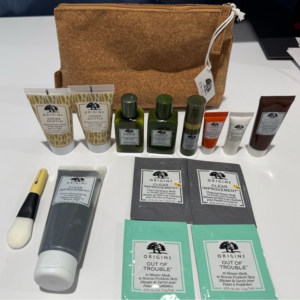 Full size Origins charcoal mask plus extensive sample set